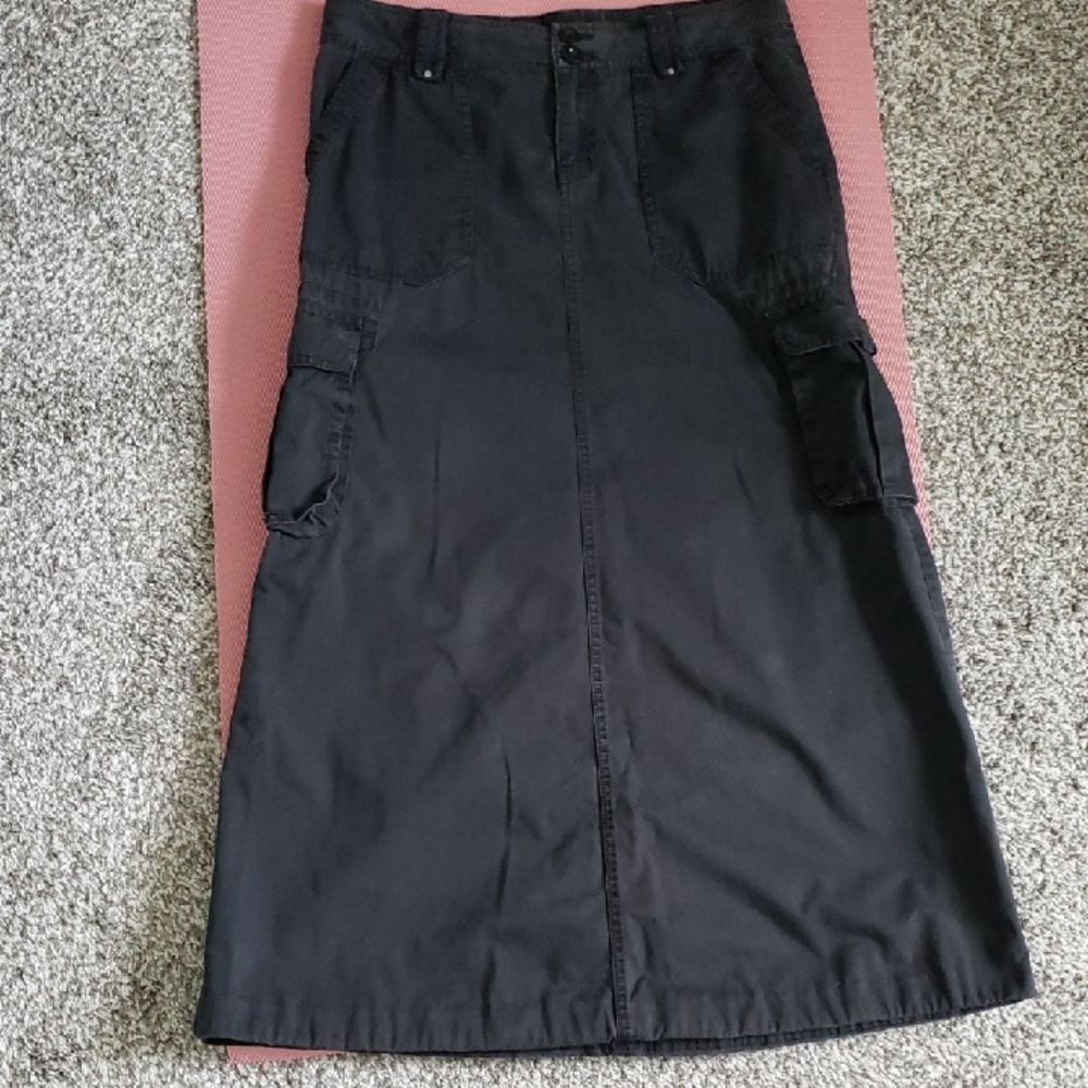 Gap Vintage Cargo Skirt Black